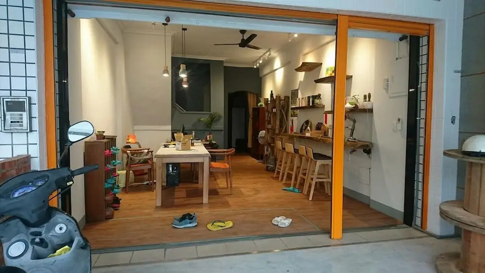 Navel Orange Hostel
