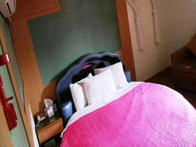 Goodstay Hotel I