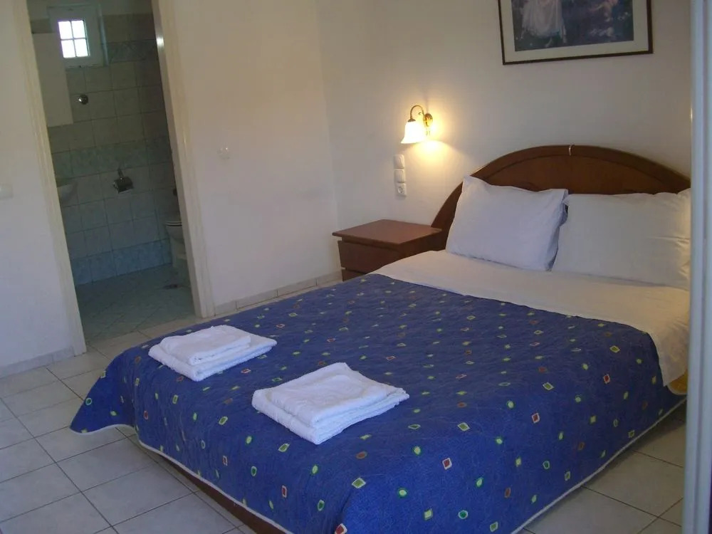 Chrisanthi Apartments