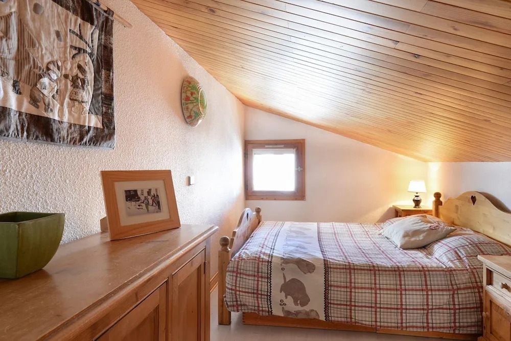 Belle Plagne Two-roomed for 4 People, Located in the Resort Center Cs1410