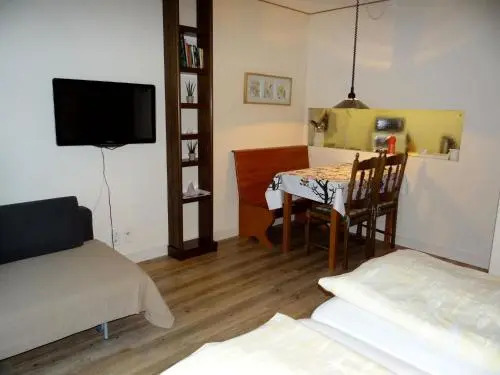 Apartment Parkweg 9-402 Appartement-Fewo 2-Bettwohnung by Interhome
