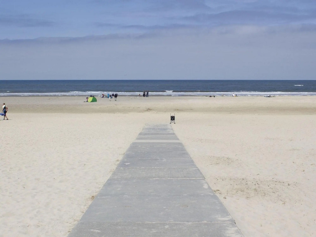 Holiday Home on Texel With Stunning Views