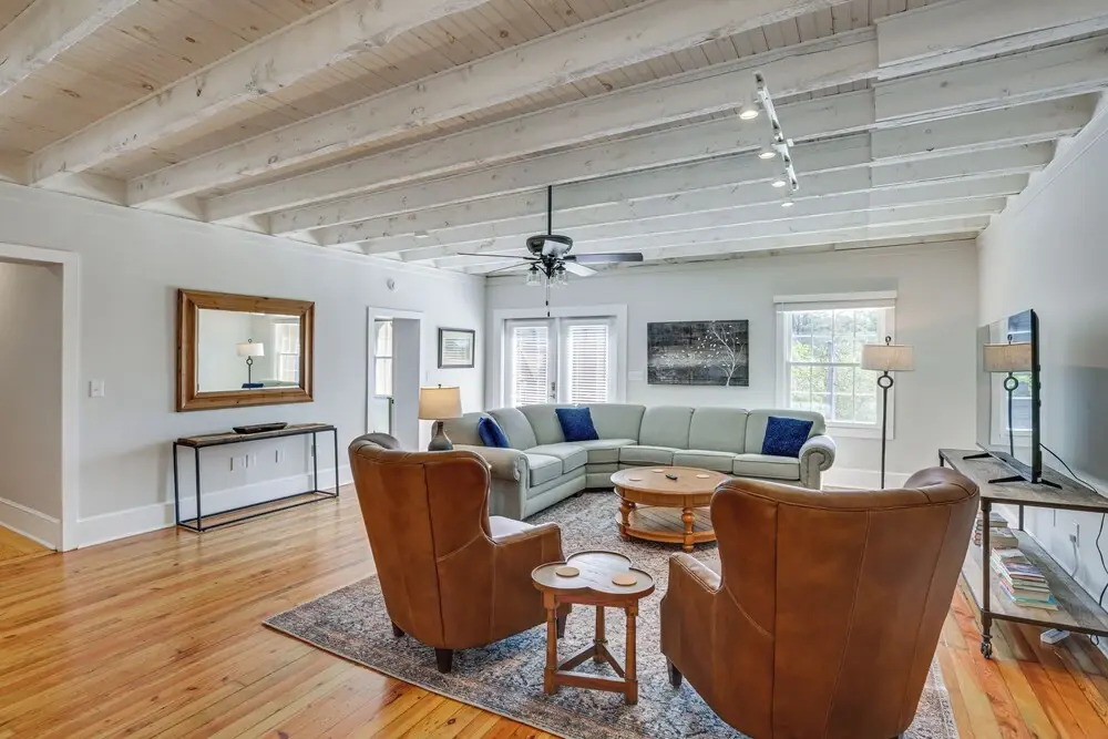 Walkable Main Street Blowing Rock Apartment!
