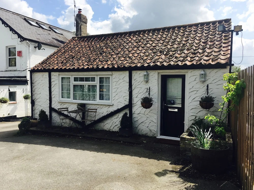The Pear Tree Inn