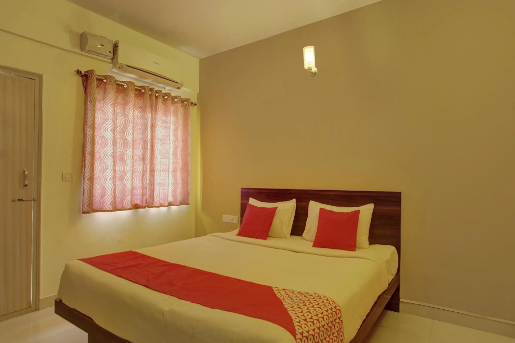 OYO 9946 CKB Apartment