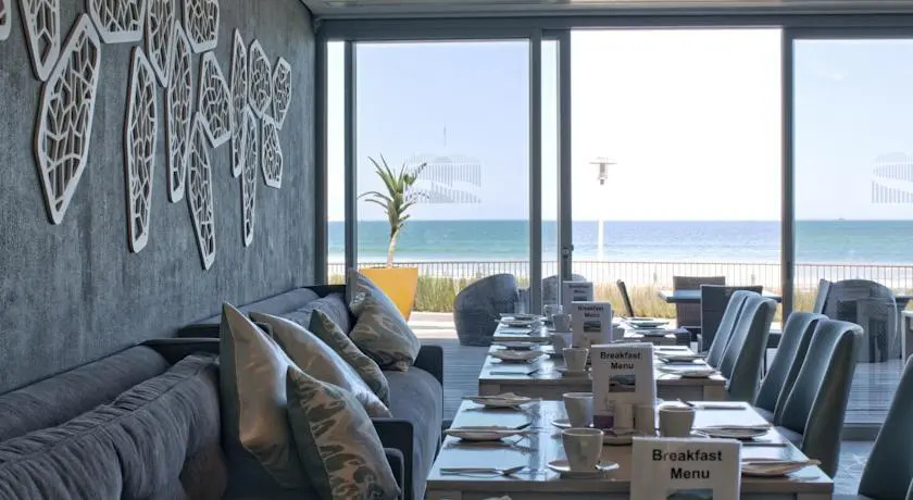 Lagoon Beach Hotel & Spa