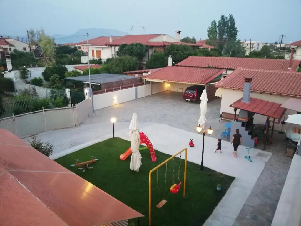 Reas House Vrachati