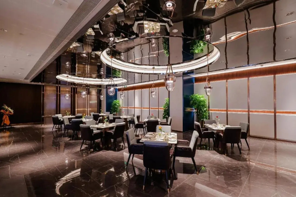 Shanghai Hongqiao Yankuang Tulip Hotel
