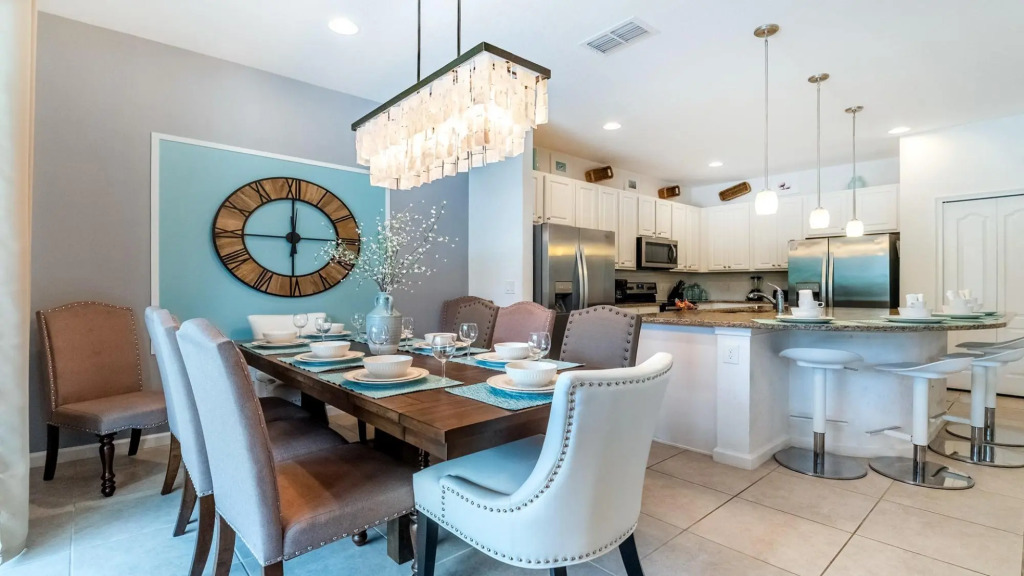 Modern 8BR Villa w Pool SPA Close to Disney