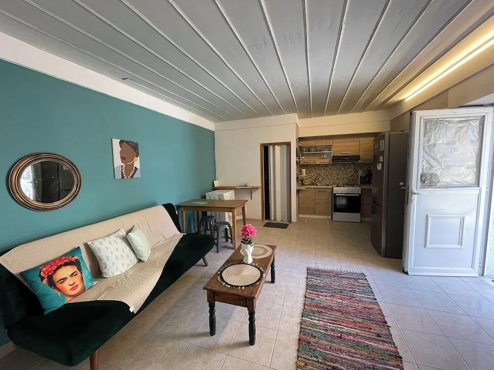 Corfu Island,cozy Apartment Next to Old Corfu Town, to the Port of Corfu
