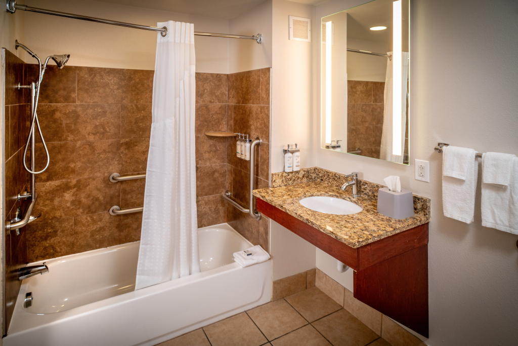 Holiday Inn Express & Suites Cross Lanes by IHG