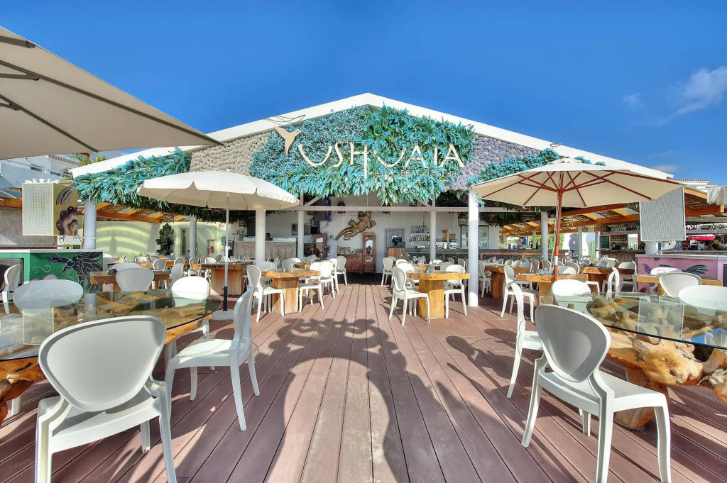 The Unexpected Ibiza Hotel - Ushuaïa Club entrance included