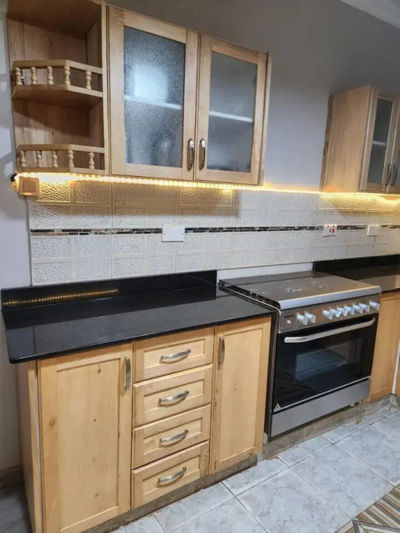 Exquisite 3bed 3bath Lake View Home in Entebbe