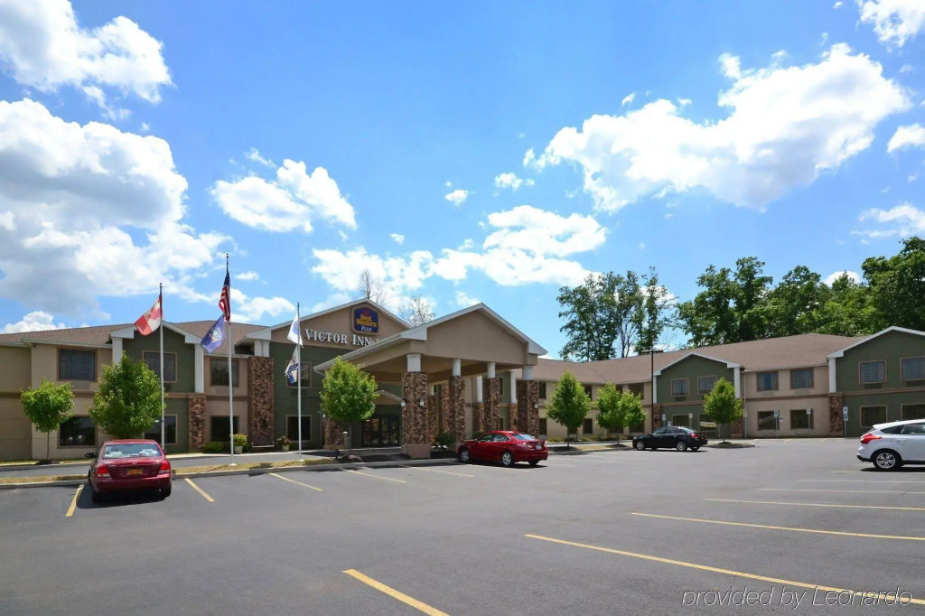 Best Western PLUS Victor Inn & Suites