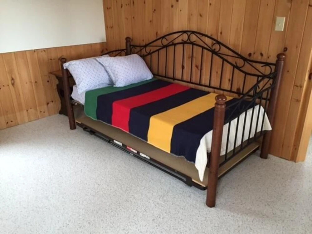 Brandy on the Rocks ~ a perfect family retreat on Brandy Lake!