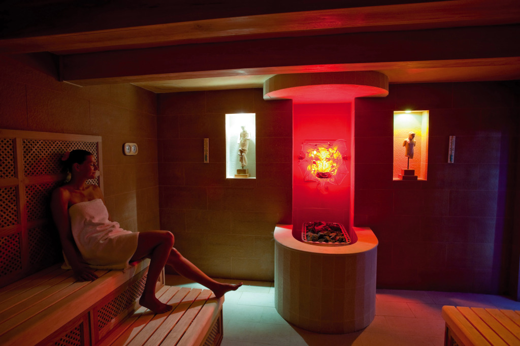 Amathus Elite Suites(Ixia)
