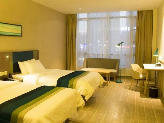 Home Inn Selected (Nanchang Xianghu Xiaolan Industrial Park)