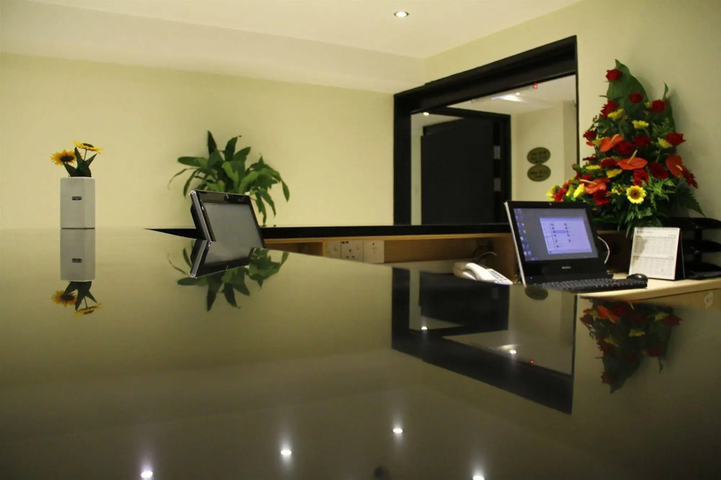 Sunbow Hotel Residency