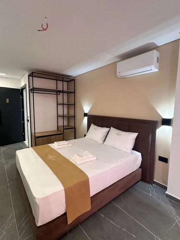 Grace Hotel