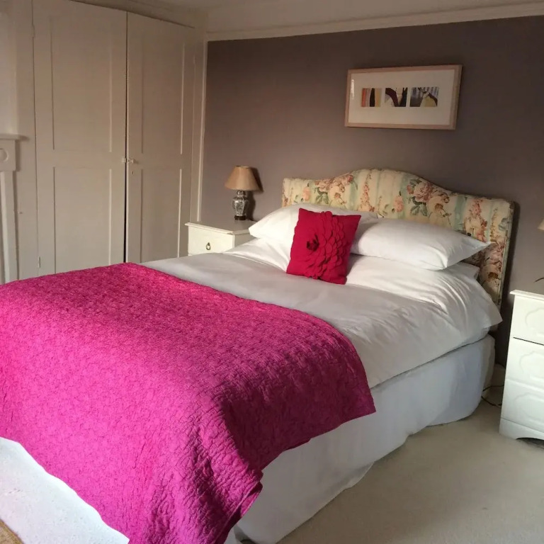 Bolt Hole Earnley