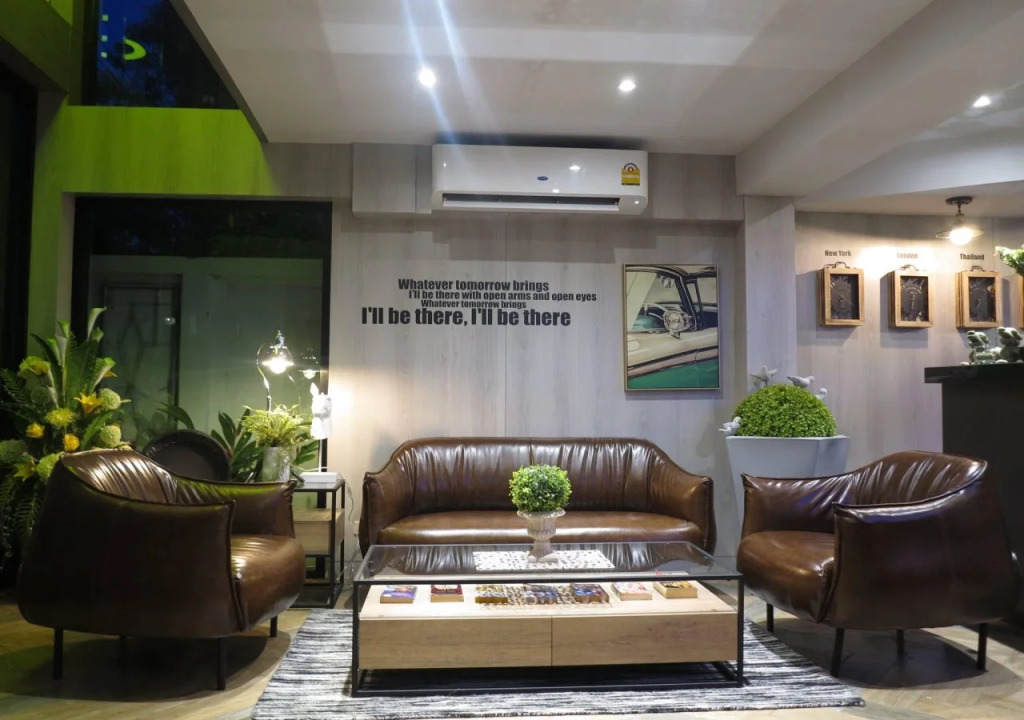 Sleep Walker Poshtel