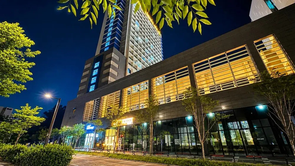Yeongjong Shine Hotel