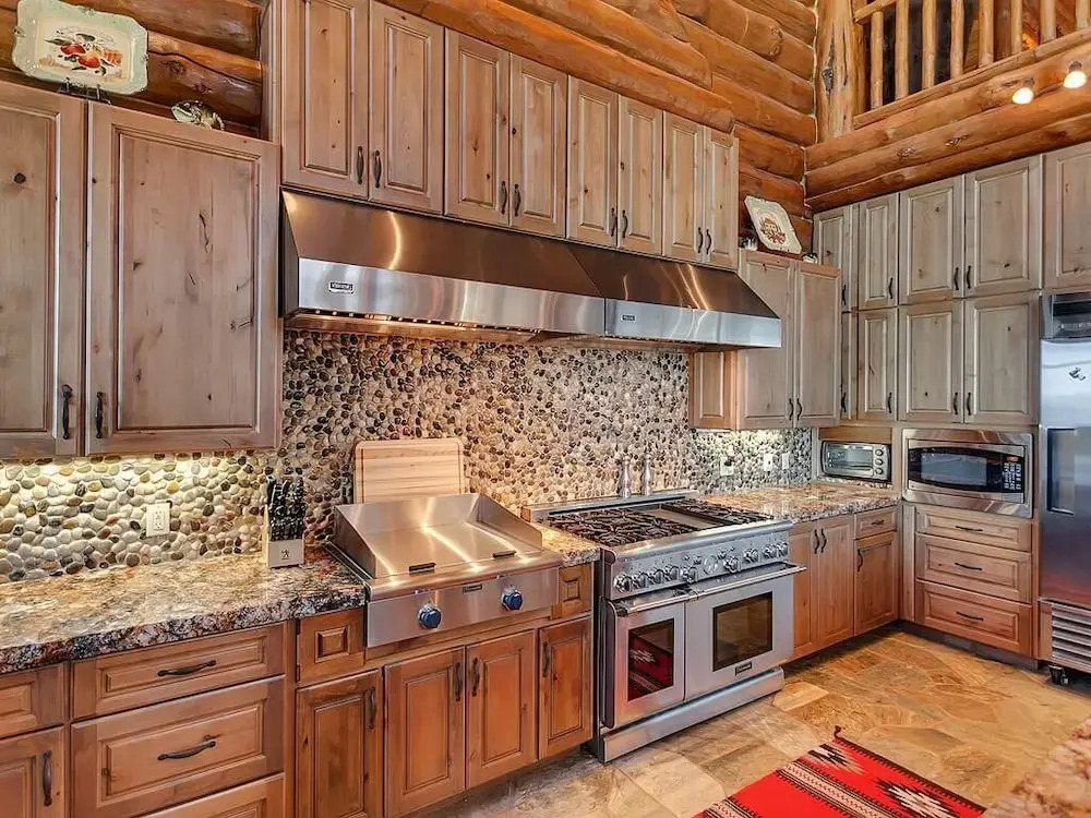 Lx28: Gold Beach Oceanfront Estate