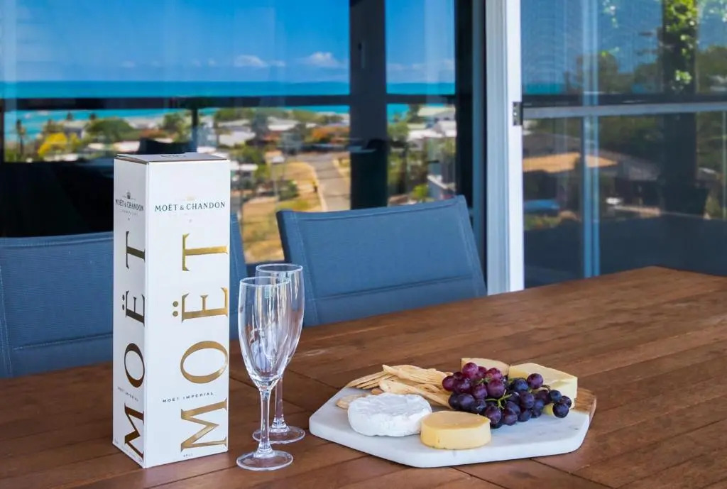 49 On Airlie - Airlie Beach