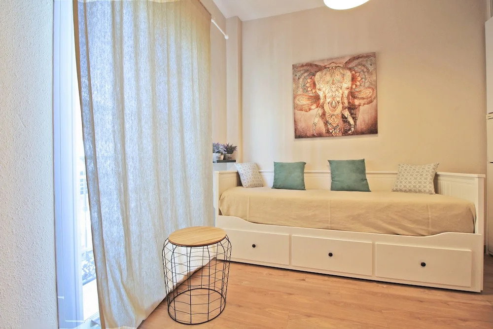 Del Parque Flats - Refino