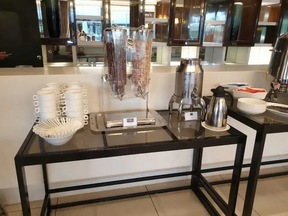 Levenue Hotel