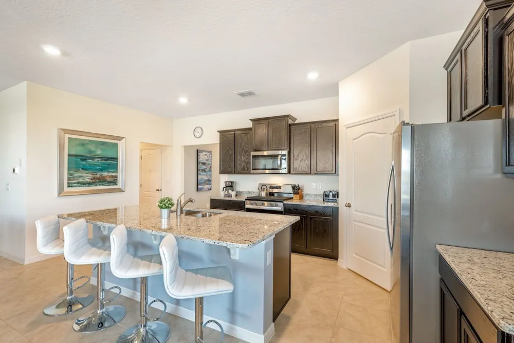 Lake View Villa 6 Bedrooms