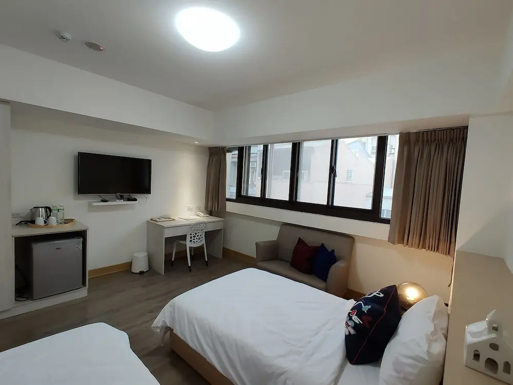 Hotel Huru House