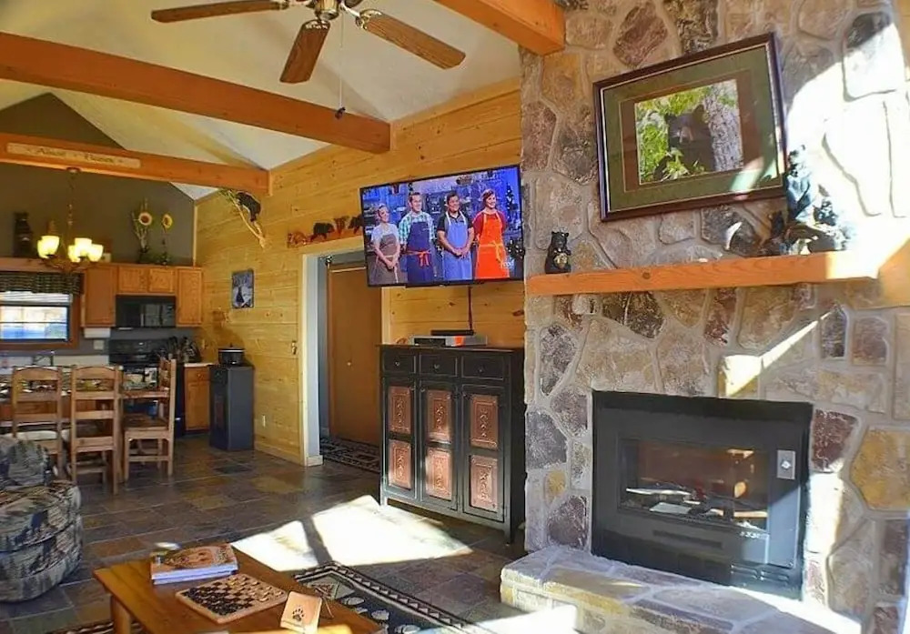A Honeybear Hideaway