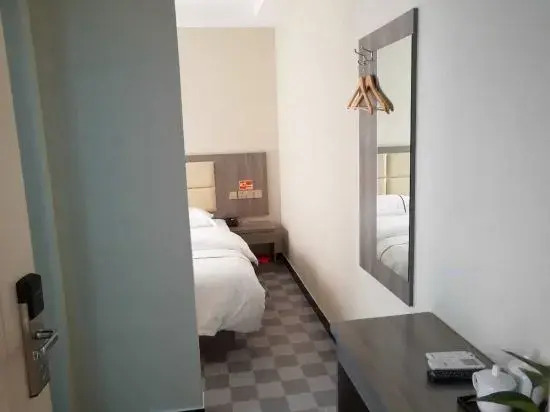Feidong Zhongcheng Express Hotel