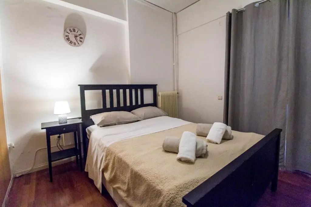 Stylish apt in Athens center