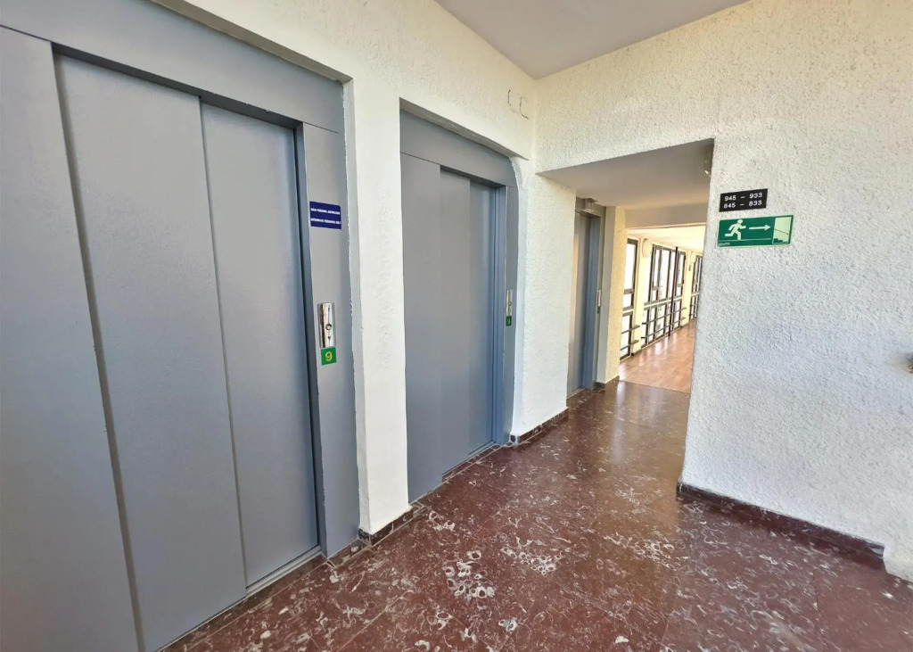 SKOL 933 Fantastic two bedrooms on the 9th floor with amazing sea views