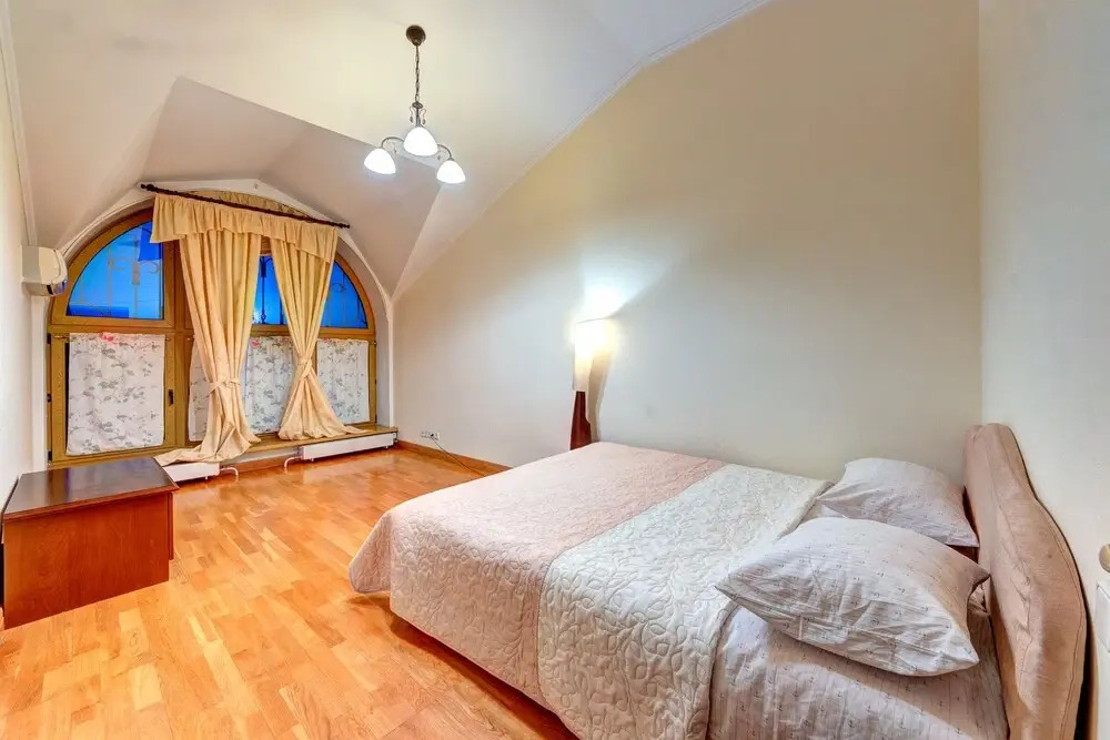 LUX Apartments Shelkovichnaya