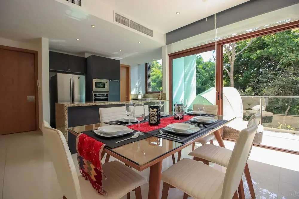 Elegant Stylish Condo Golf Course View Fantastic Private Balcony Amazing Amenities