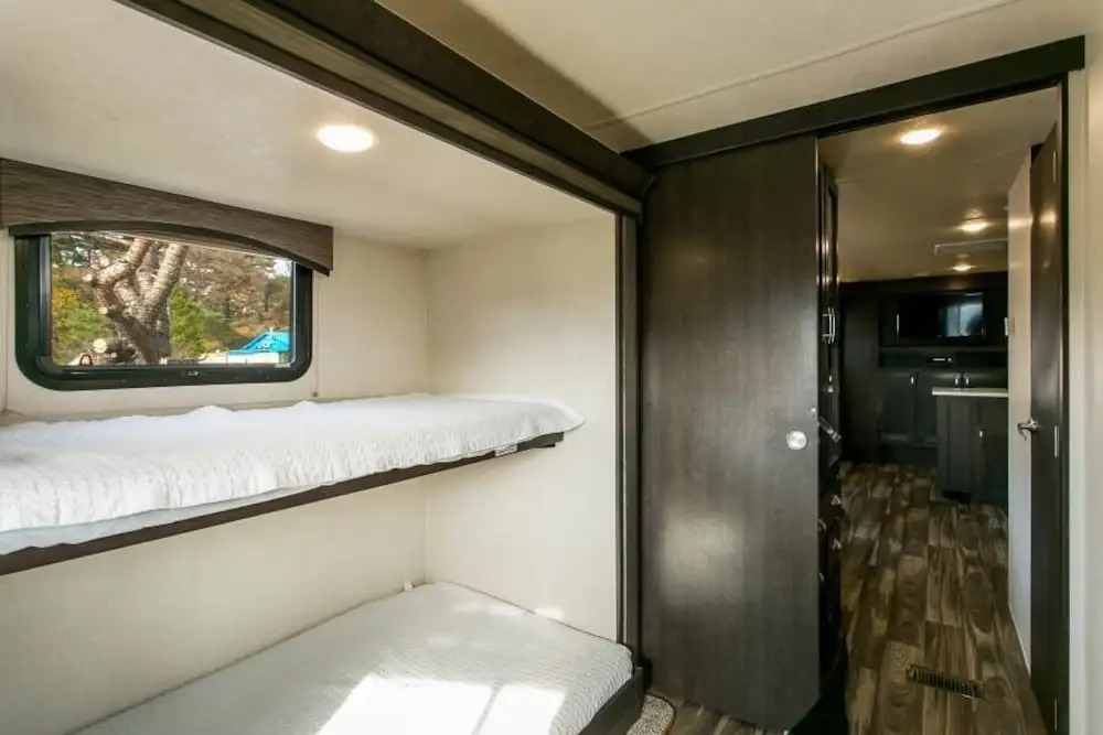 Gangneung Wow Park Caravan
