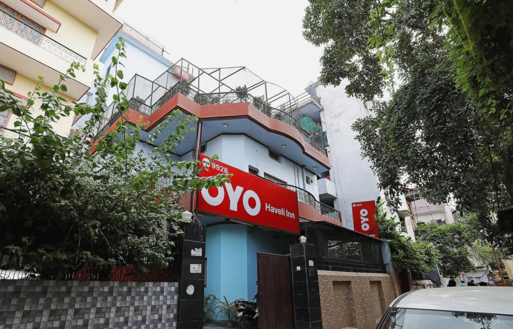 Super OYO 9928 Hotel Haveli Inn1