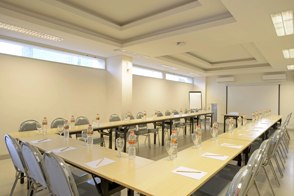 POP! Hotel Diponegoro