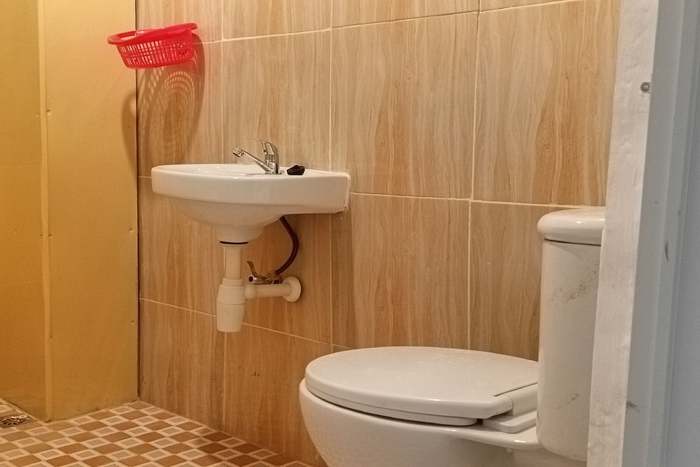 Hotel O Wisma Tulip Near Masjid Besar Desa Tanabangka