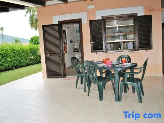Villa Barbie between Terracina and Sperlonga, 400 mt from beach