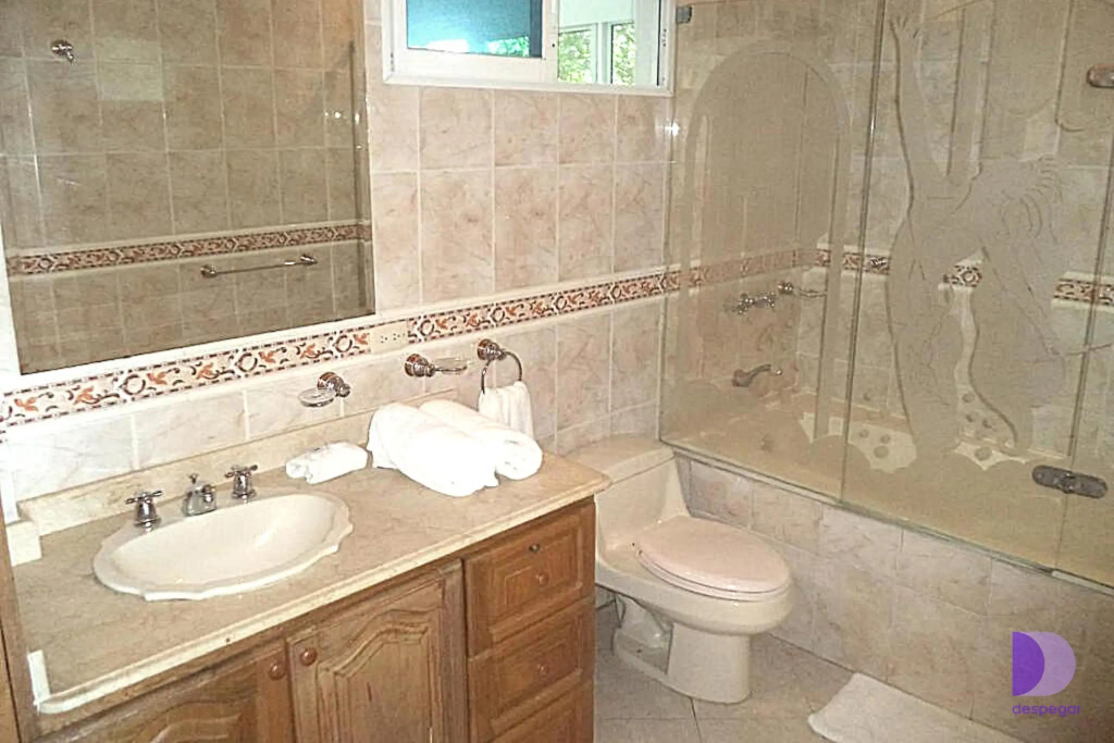 Hotel Abi Inn By GEH Suites