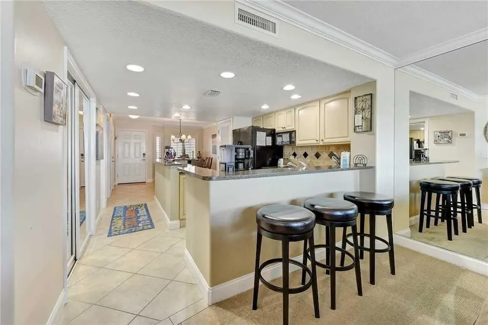 Windjammer 214 - Two Bedroom Condo