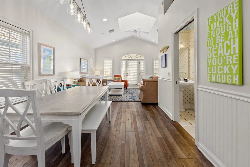 Across Street from Beach - Close to Pier Park - Sleeps 6