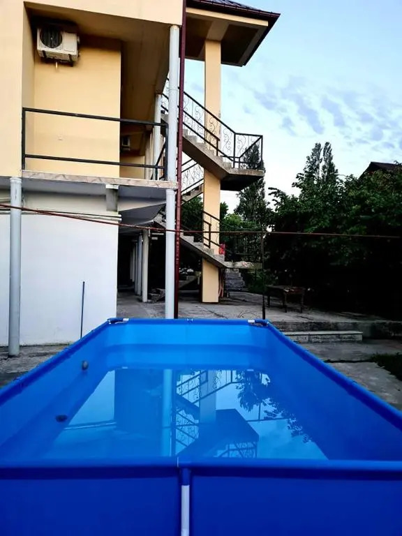 Otel Nana