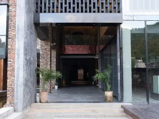 Shoudan Hotel