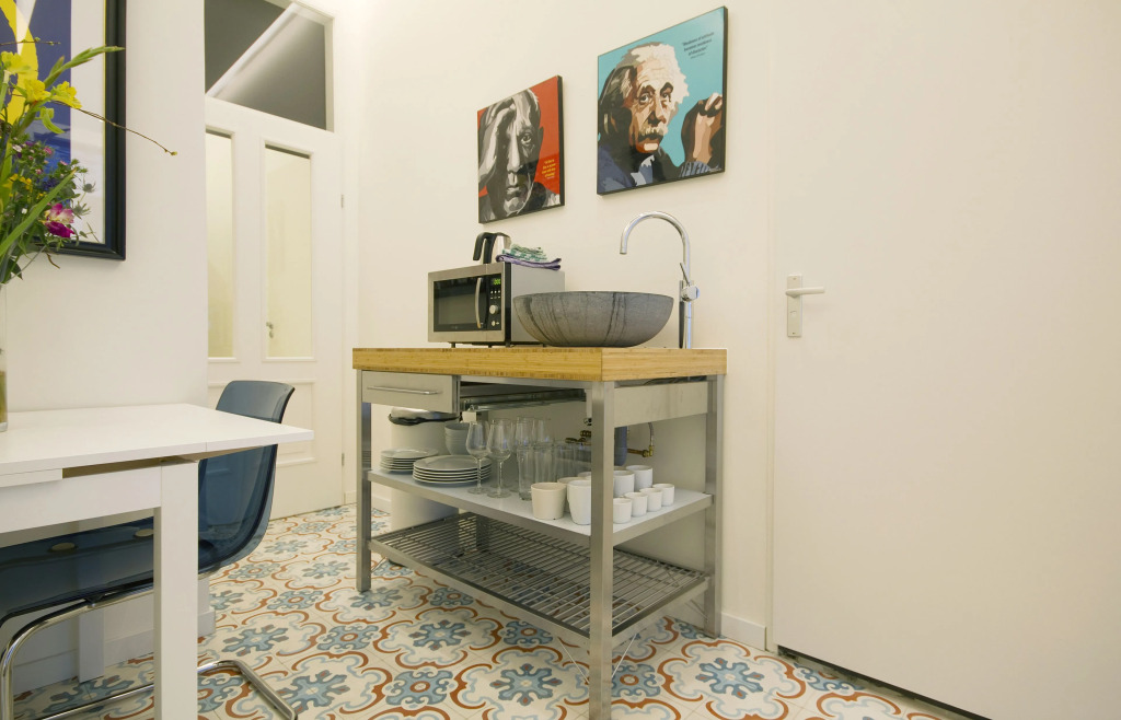 Yourbnb Suites Haarlemmerstraat