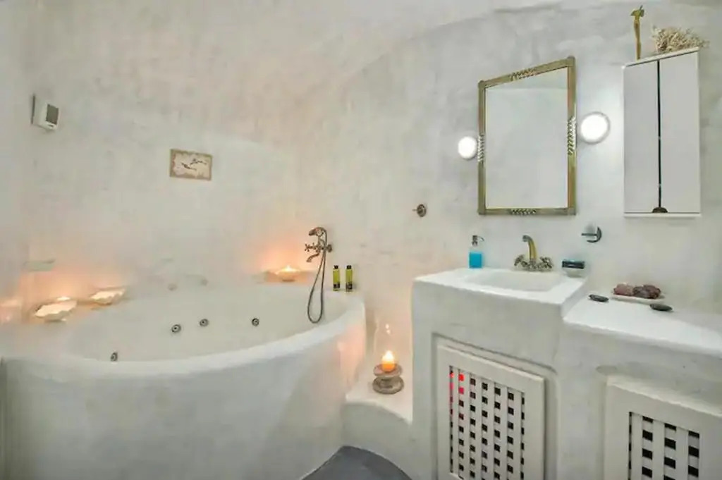 Superb 4-bedrooms Villa with private pool